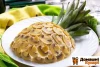 Рецепт Салат «ананас» з куркою і грибами