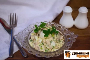 Рецепт Салат з ананасом, і куркою, і печерицями фото