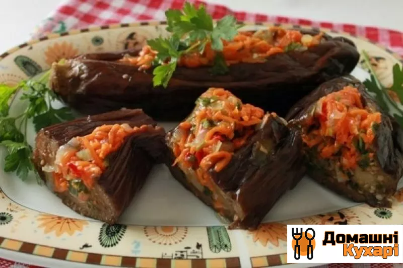 Рецепт Баклажани, фаршировані морквою і часником