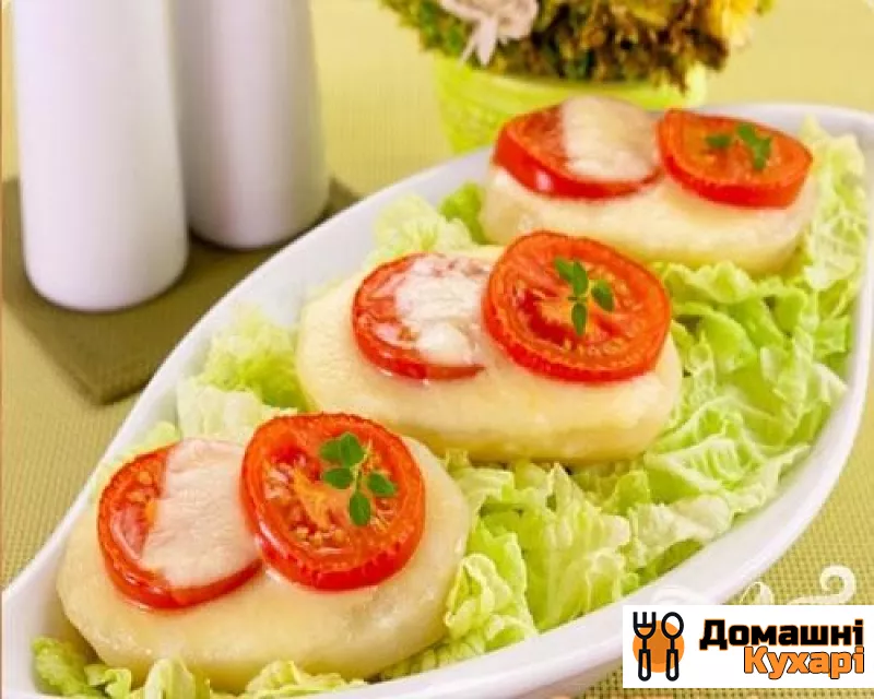 Рецепт Картопля, запечений з помідорами і сиром
