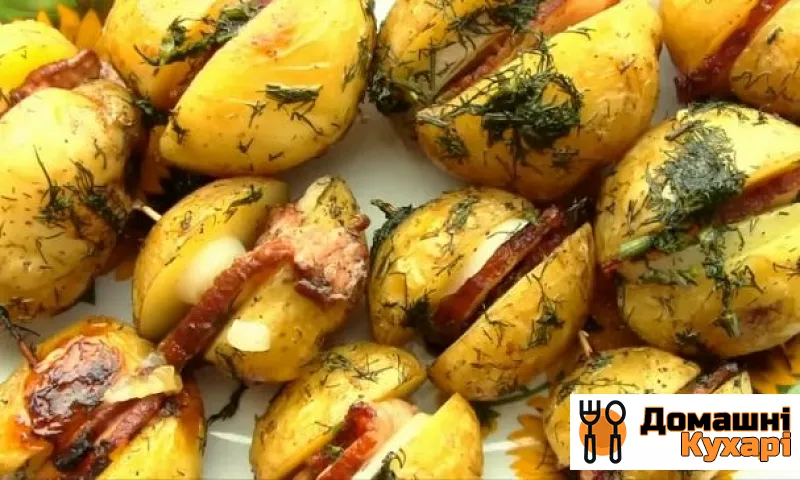 Рецепт Картопля по-українськи, запечена в духовці