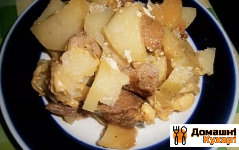 Рецепт Картопля зі свининою і сиром в мультиварці