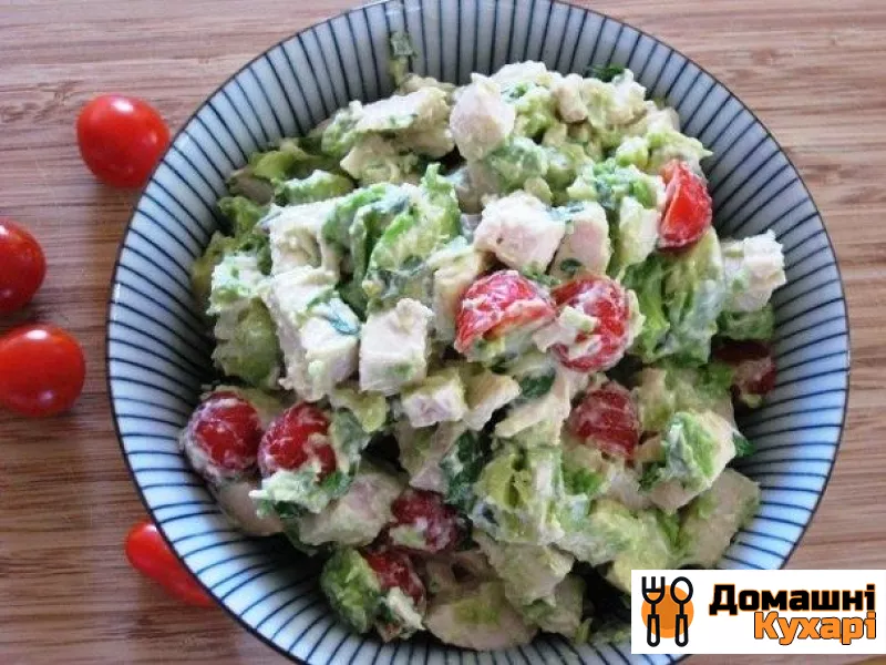 Рецепт Курячий салат з авокадо