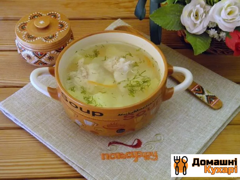 Курячий суп з рисом і картоплею