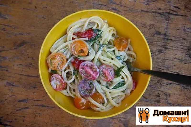 Рецепт Лінгвіні з помідорами і зеленню