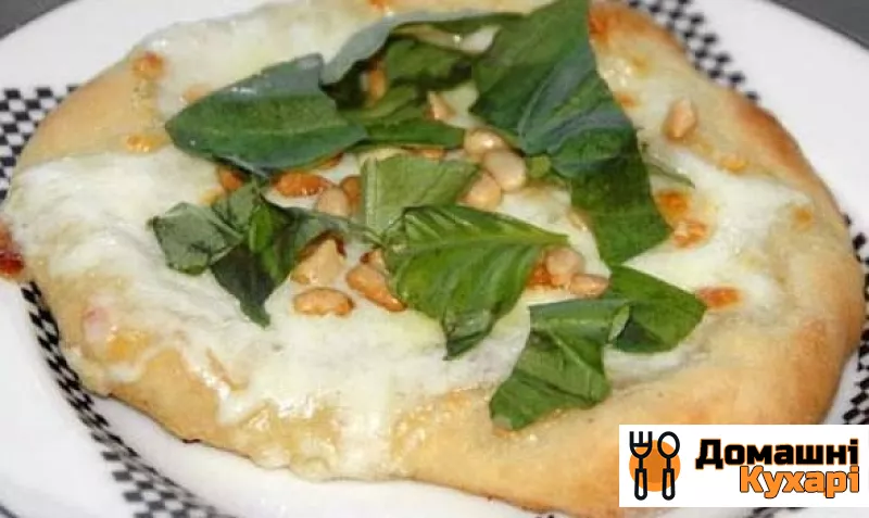 Рецепт Піца з сиром Моцарелла і кедровими горішками