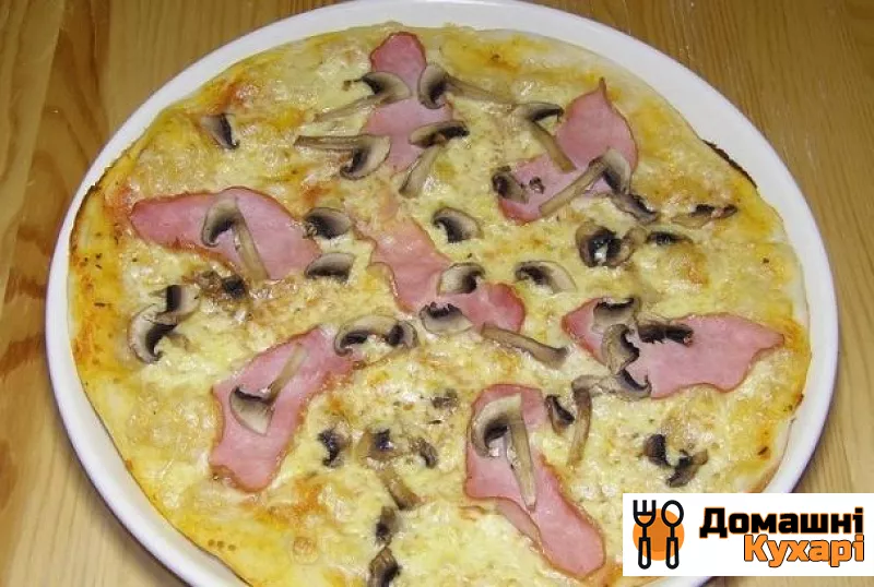 Рецепт Піца з шинкою і печерицями