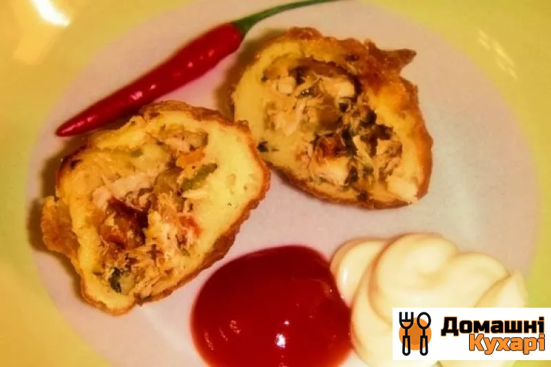 Рецепт Пиріжки з куркою і картоплею
