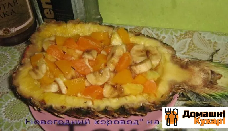 Рецепт Салат фруктовий в ананасі