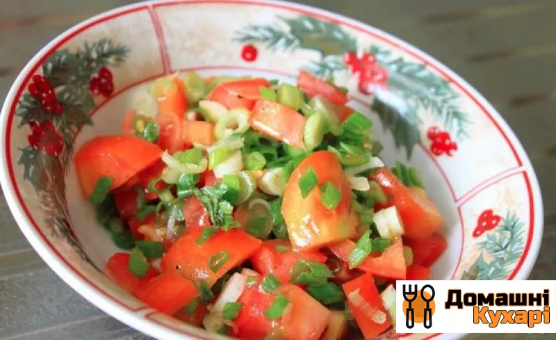Рецепт Салат із зеленої цибулі і помідорів