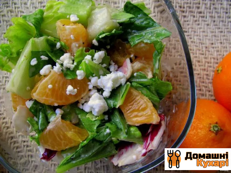 Рецепт Салат з зеленню і мандаринами