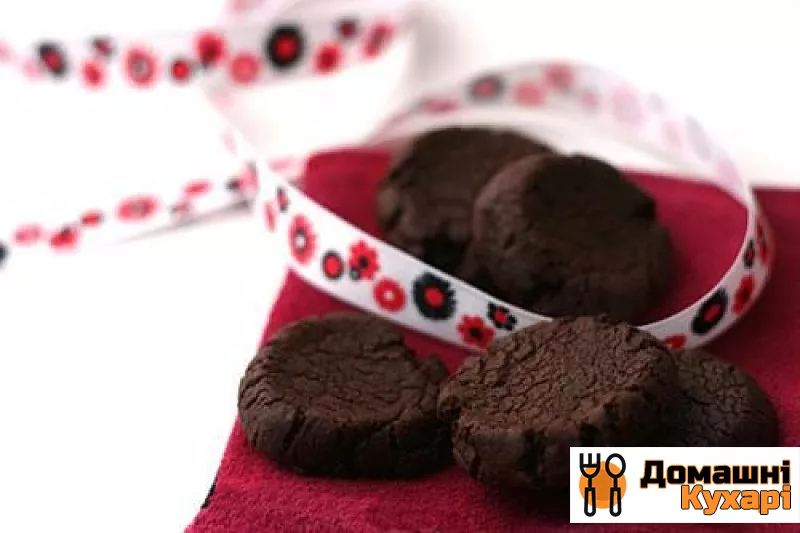Рецепт Шоколадне печиво з корицею і гвоздикою