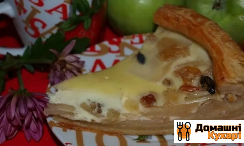 Рецепт Слоеный пирог с яблоками из готового теста