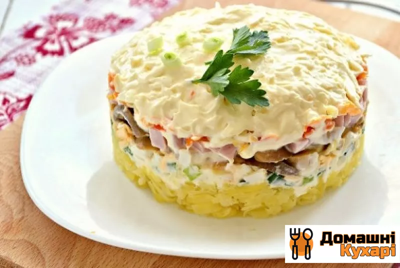 Рецепт Листковий салат з маринованими грибами