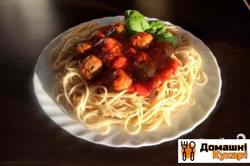 Рецепт Спагеті з фрикадельками і листовим буряком