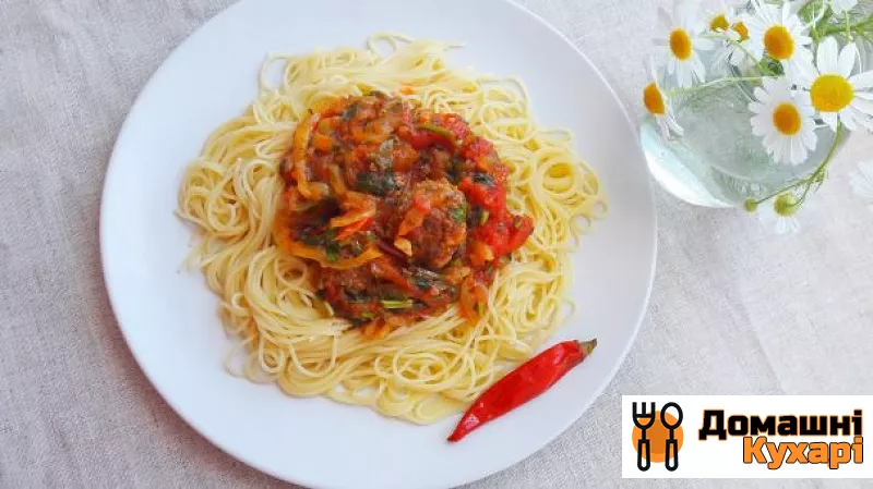 Рецепт Спагеті з м'ясними фрикадельками в овочевому соусі