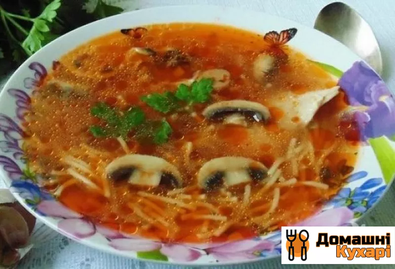 Рецепт Суп з томатною пастою і локшиною